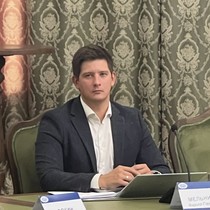 Кирилл Мельников