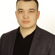 Максим Шатов
