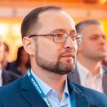 Евгений Беляев