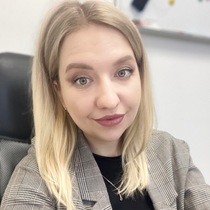 Елена Таказина