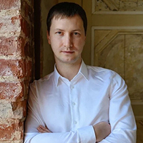 Денис Сапожников