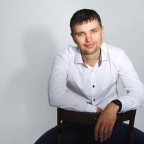 Виталий Романов