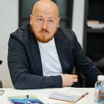 Динис Шакуров