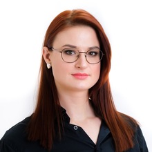 Арина Артамонова