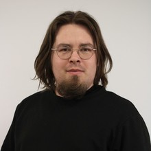 Илья Реутов