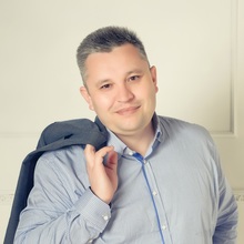 Олег Иванов
