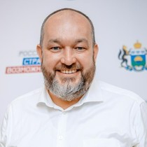 Андрей Константинов