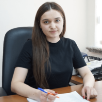 Белла Шугушхова