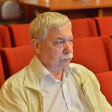 Валерий Адамов