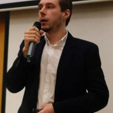 Леонид Потапов