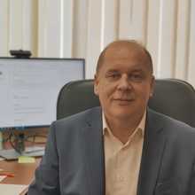 Олег Никонов
