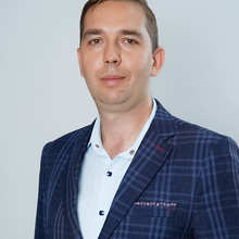 Андрей Белоус