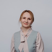 Илона Южакова