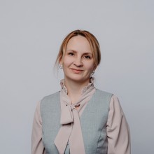 Илона Южакова