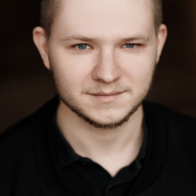 Олег Линников