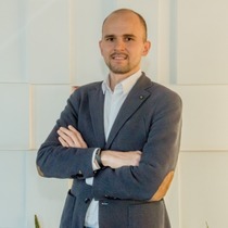 Артур Тузбеков
