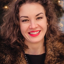 Анастасия Плужникова