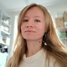 Елена Захарова