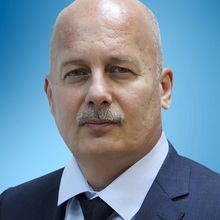 Максим Фролов