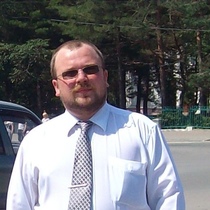 Денис Новиков