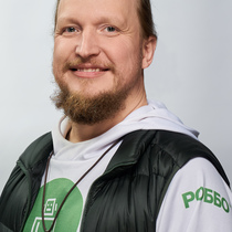 Павел Фролов