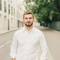 Сергей Лазарев