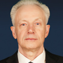 Дмитрий Овчаров