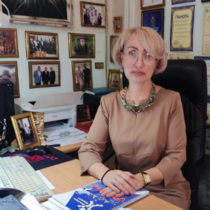 Эллона Полякова