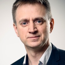 Олег Власенко