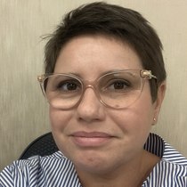 Марина Гусарова