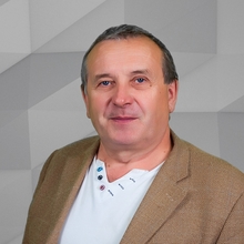 Владимир Костюченко