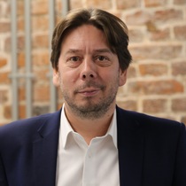 Владимир Коршунов