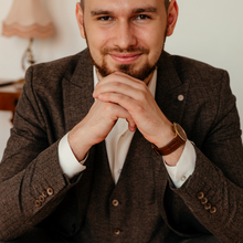 Александр Криушичев