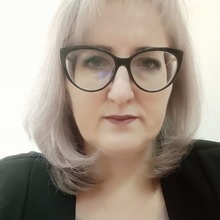 Елена Петрова