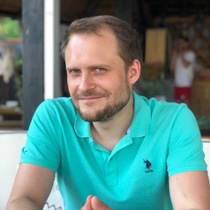 Артур Наумов