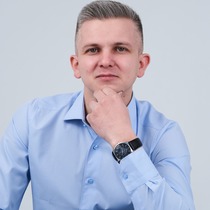 Максим Жуйков