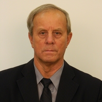 Валерий Комаров