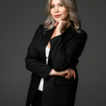 Алина Безносова